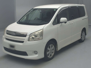 2008 Toyota Noah