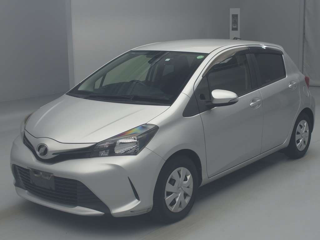 2016 Toyota Vitz NSP130[0]