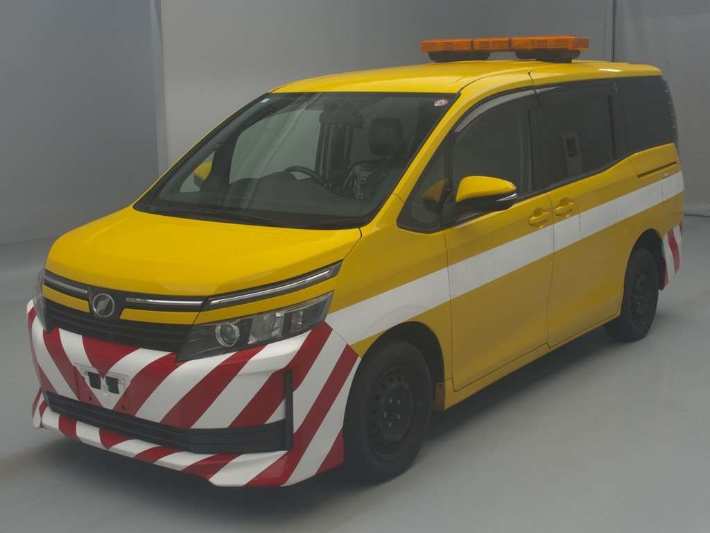 2015 Toyota Voxy ZRR85G[0]