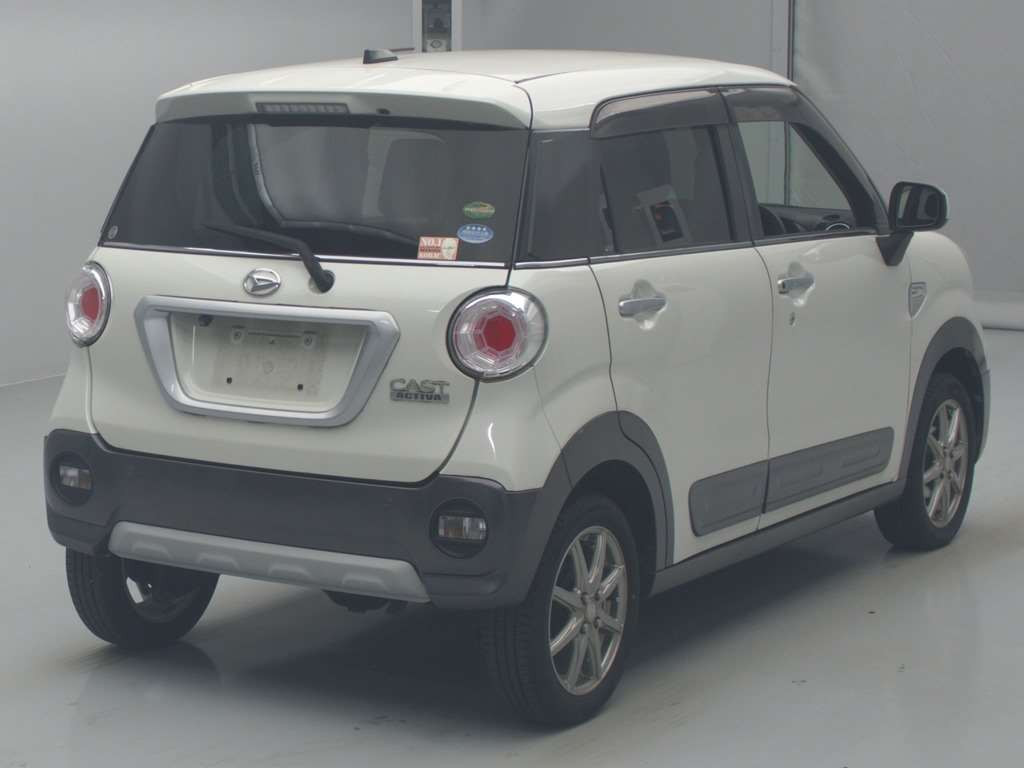 2015 Daihatsu Cast LA260S[1]