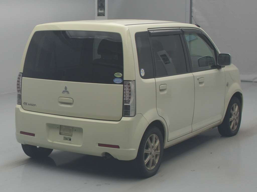 2010 Mitsubishi eK Wagon H82W[1]