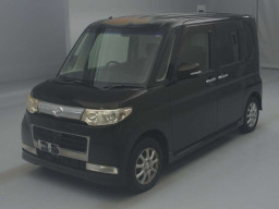 2010 Daihatsu Tanto