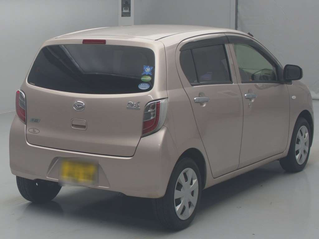 2013 Daihatsu Mira es LA300S[1]