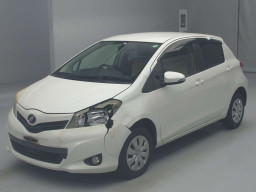 2011 Toyota Vitz