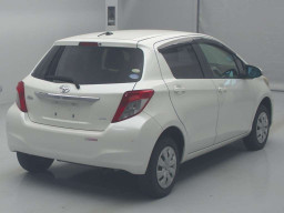 2011 Toyota Vitz