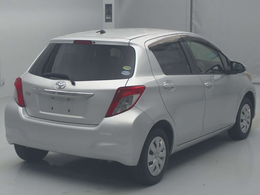 2012 Toyota Vitz KSP130[1]