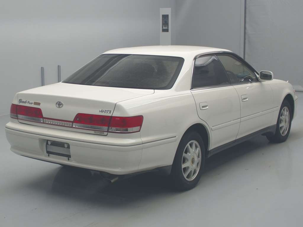 2000 Toyota Mark II GX105[1]