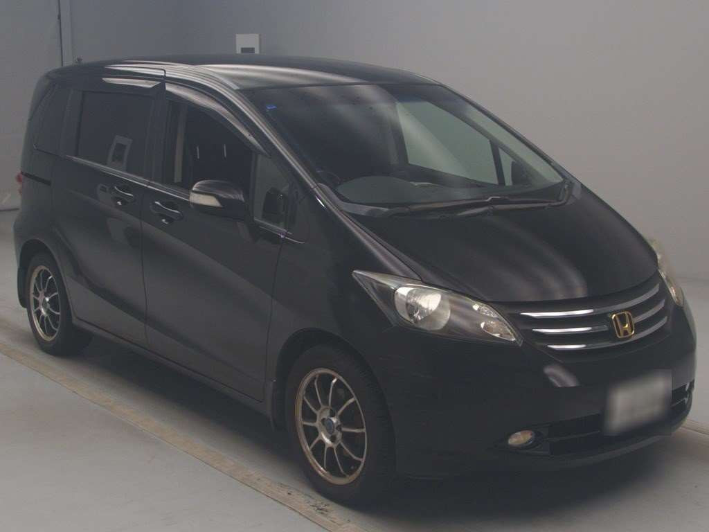 2011 Honda Freed GB3[2]