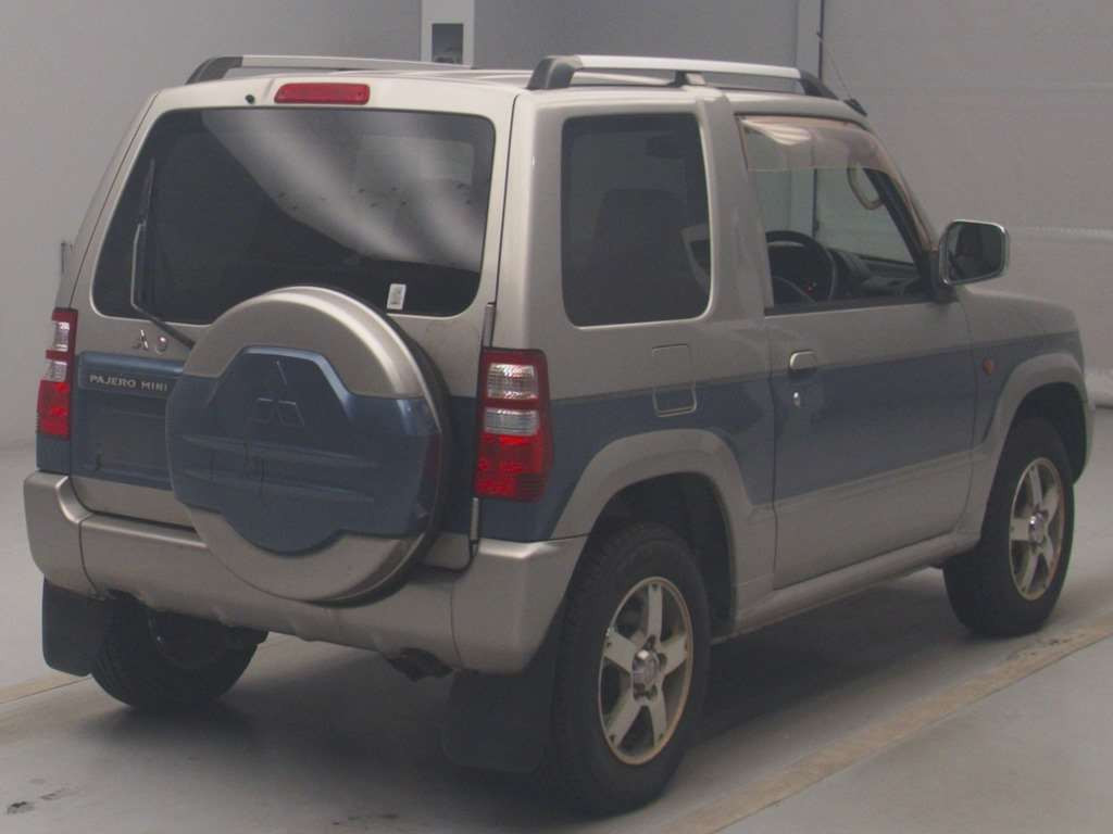 2003 Mitsubishi Pajero Mini H58A[1]