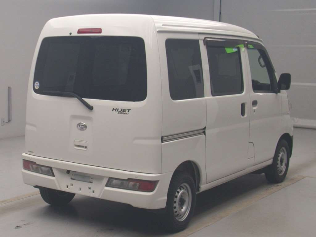 2020 Daihatsu Hijet Cargo S321V[1]