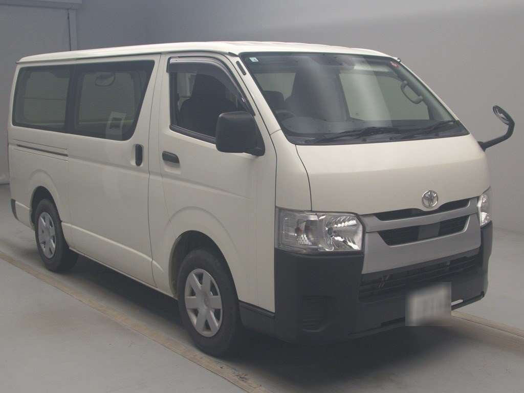 2021 Toyota Hiace Van GDH201V[2]