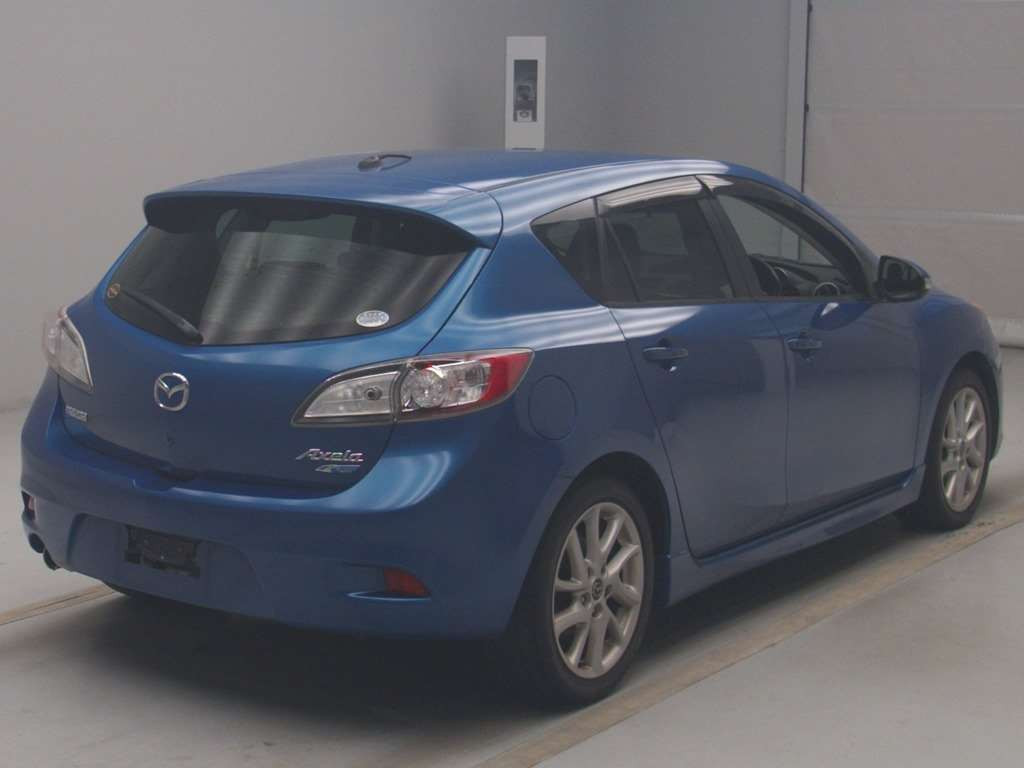 2012 Mazda Axela Sport BLFFW[1]