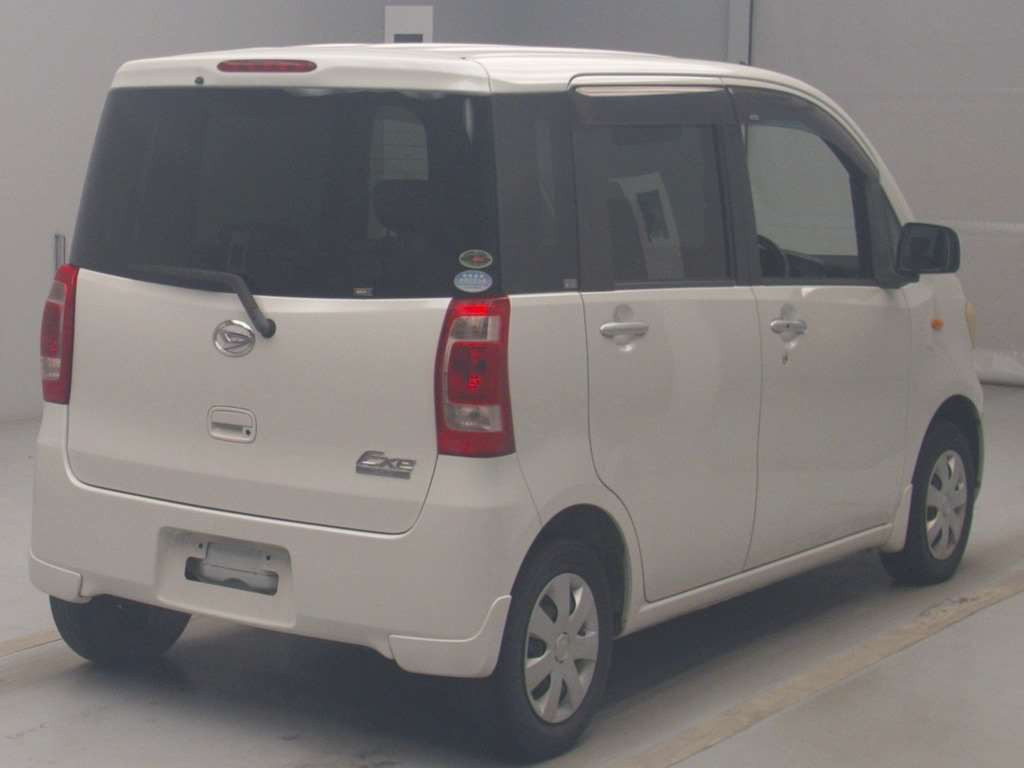 2010 Daihatsu Tanto exe L455S[1]