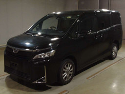 2018 Toyota Voxy