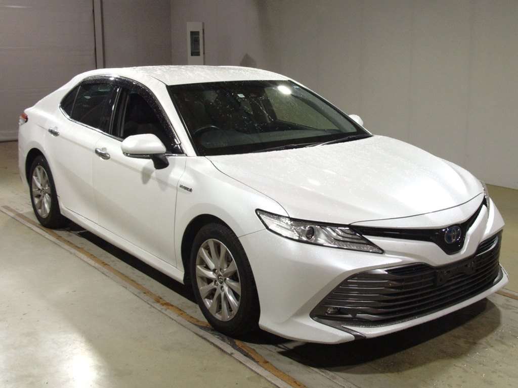 2017 Toyota Camry AXVH70[2]