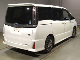 2017 Toyota Noah