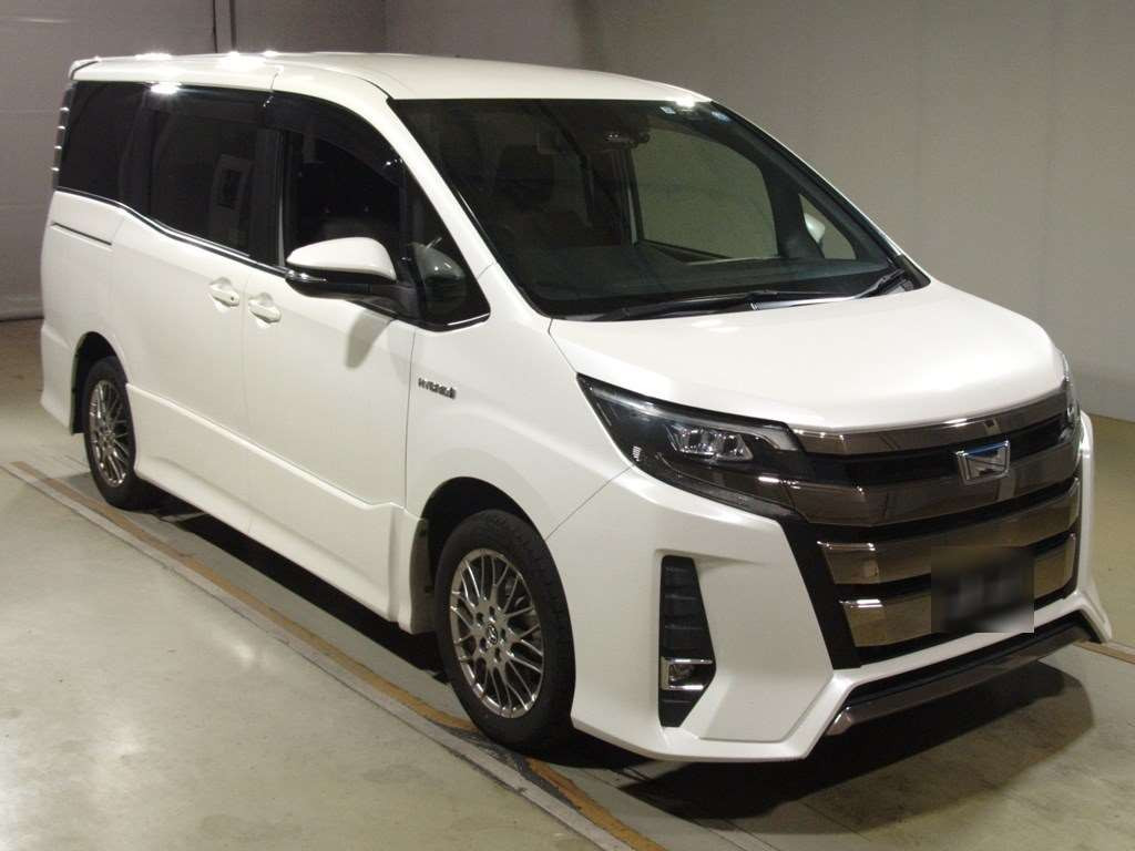 2017 Toyota Noah ZWR80W[2]