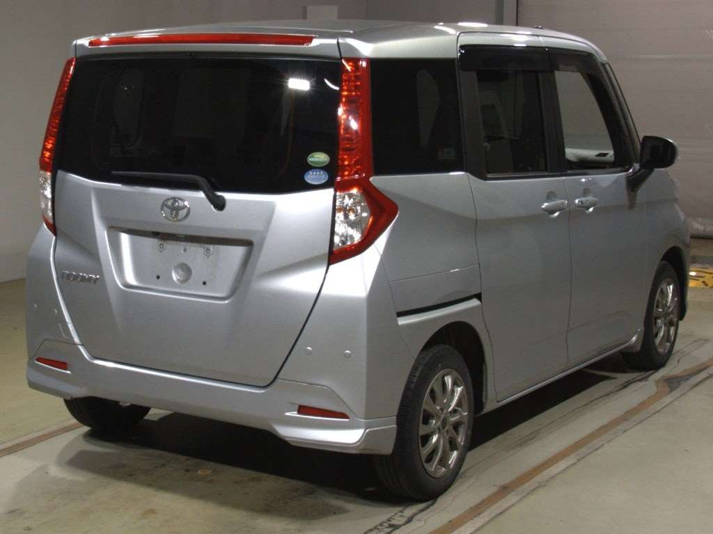 2020 Toyota Roomy M900A[1]