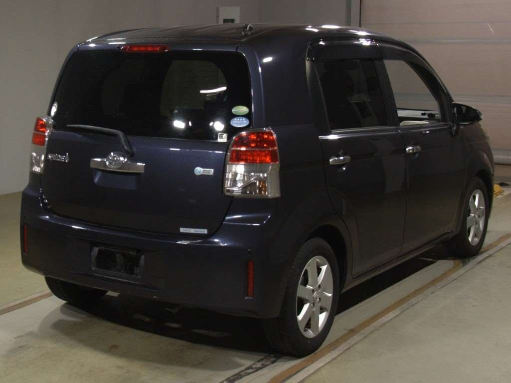 2012 Toyota Spade NCP141[1]