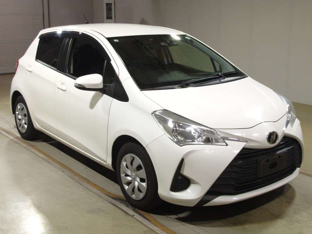 2019 Toyota Vitz KSP130[2]