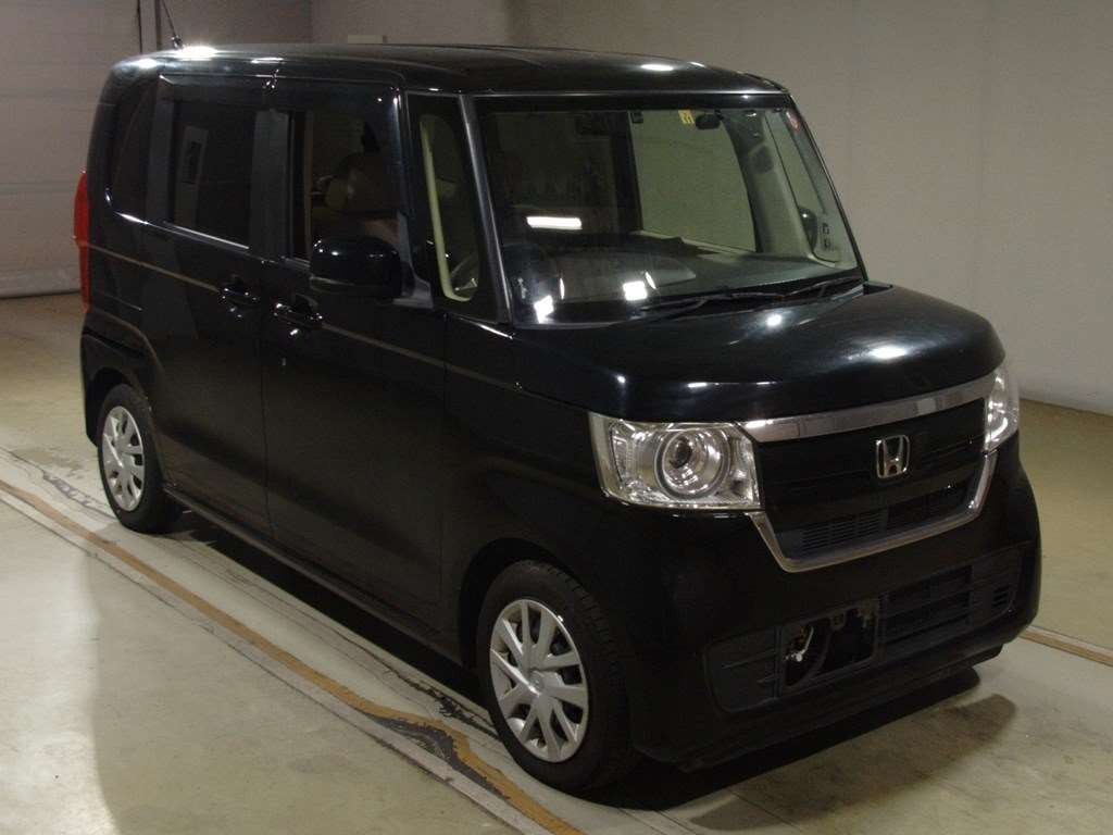 2017 Honda N-BOX JF3[2]