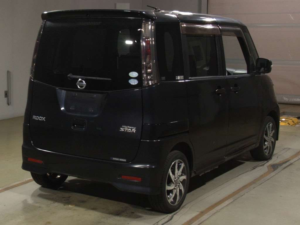 2011 Nissan Roox ML21S[1]