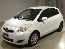 2011 Toyota Vitz