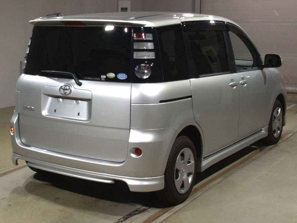 2009 Toyota Sienta NCP81G[1]