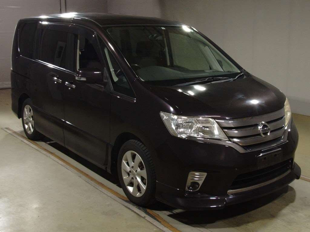 2011 Nissan Serena FC26[2]