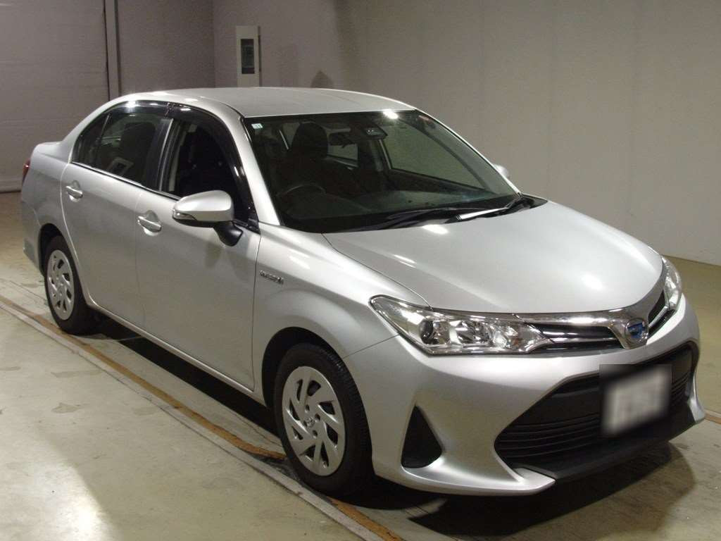 2018 Toyota Corolla Axio NKE165[2]