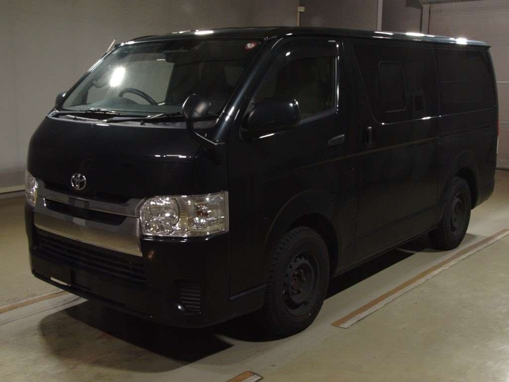 2019 Toyota Hiace Van GDH201V[0]