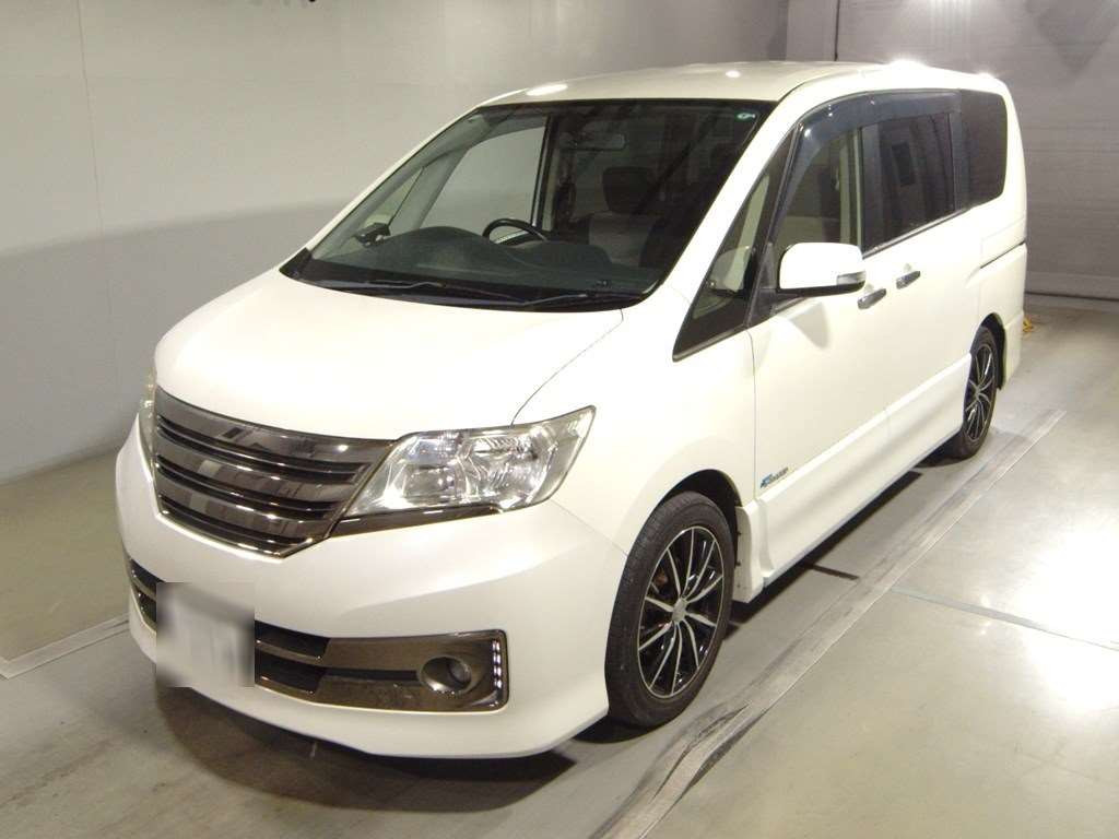 2013 Nissan Serena HC26[0]