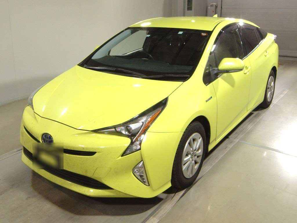 2018 Toyota Prius ZVW50[0]