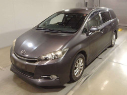 2013 Toyota Wish