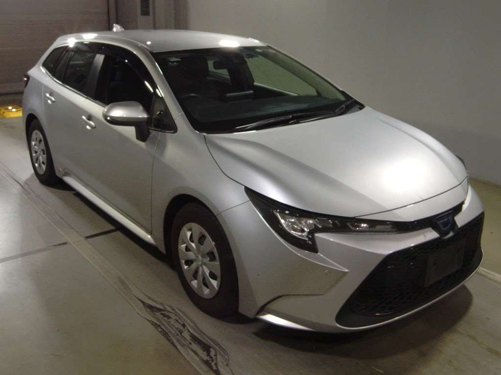 2021 Toyota Corolla Touring Wagon ZWE214W[2]