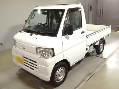 2014 Mitsubishi Minicab Truck