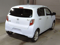 2011 Daihatsu Mira es