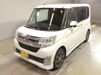 2015 Daihatsu Tanto