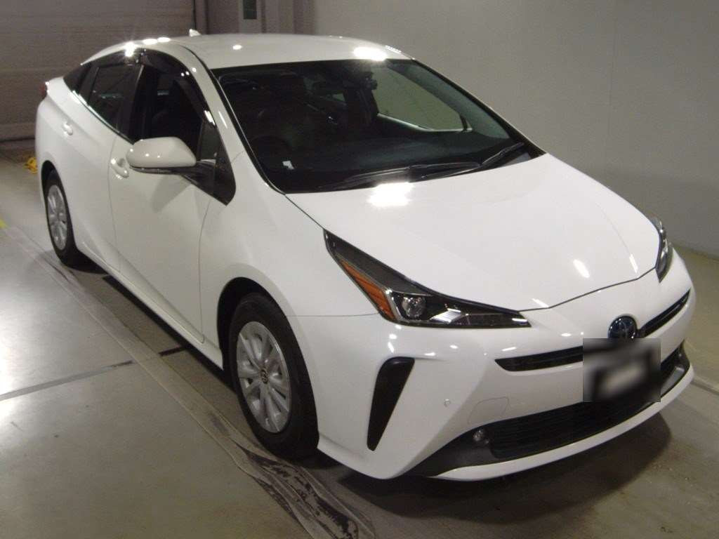 2021 Toyota Prius ZVW51[2]