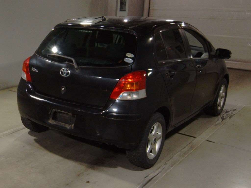 2008 Toyota Vitz KSP90[1]