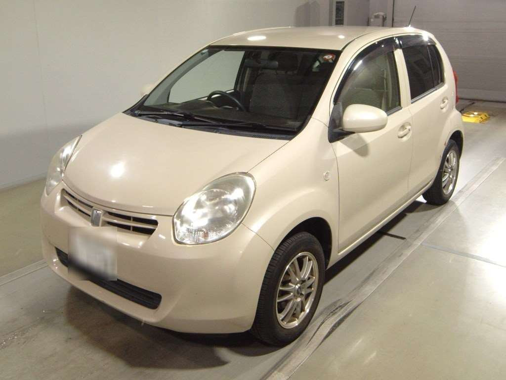 2012 Toyota Passo KGC30[0]