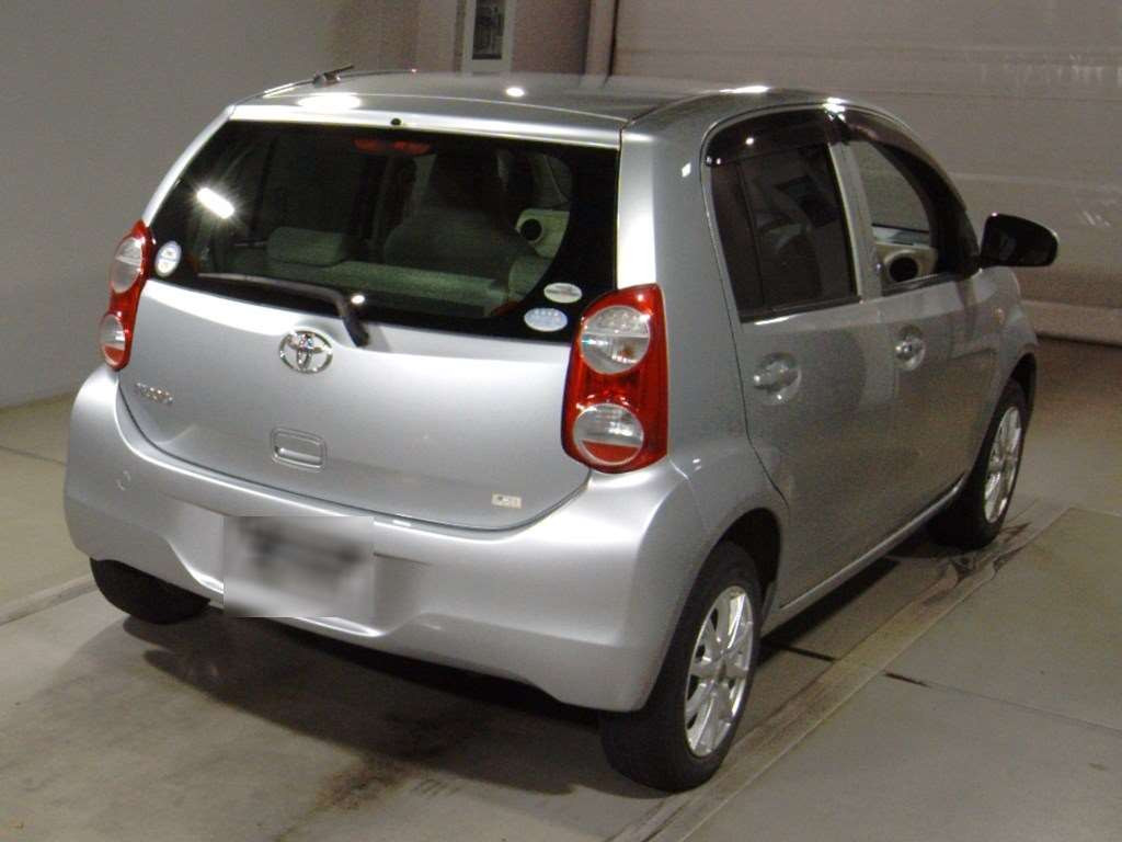 2011 Toyota Passo NGC30[1]