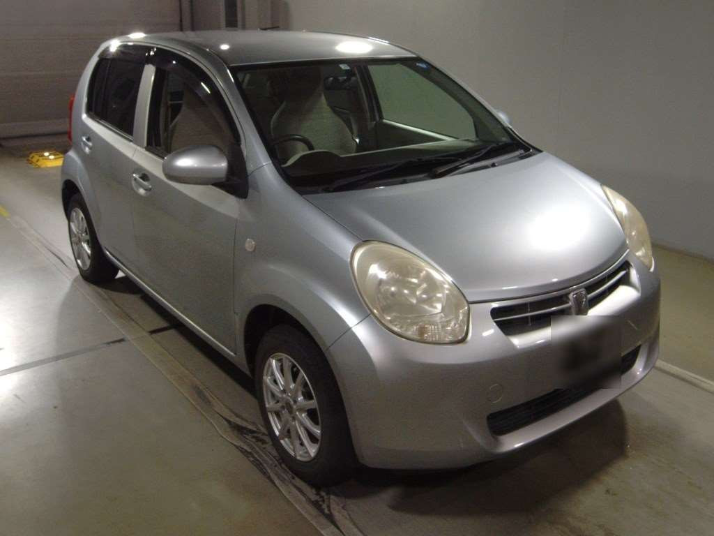 2011 Toyota Passo NGC30[2]