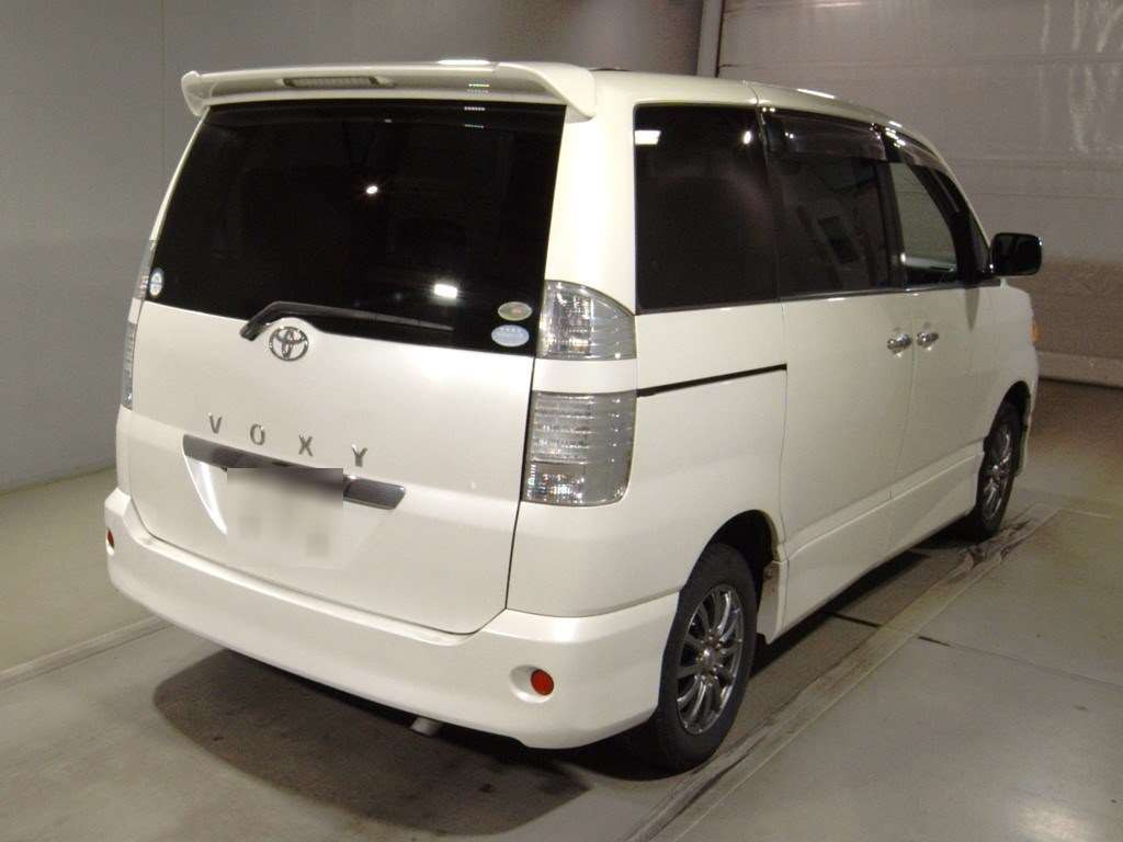 2006 Toyota Voxy AZR65G[1]