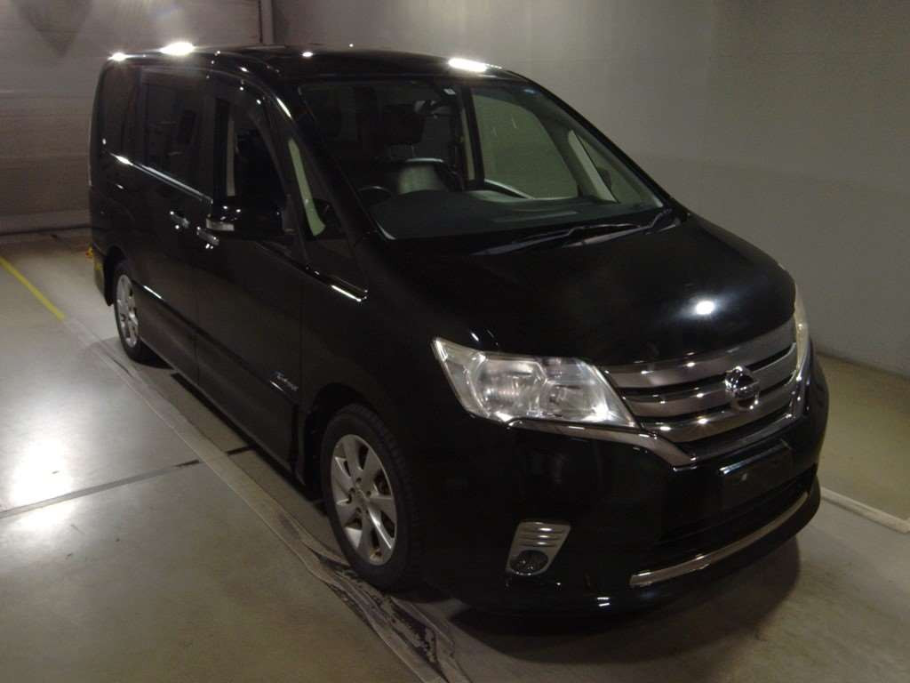 2013 Nissan Serena HFC26[2]