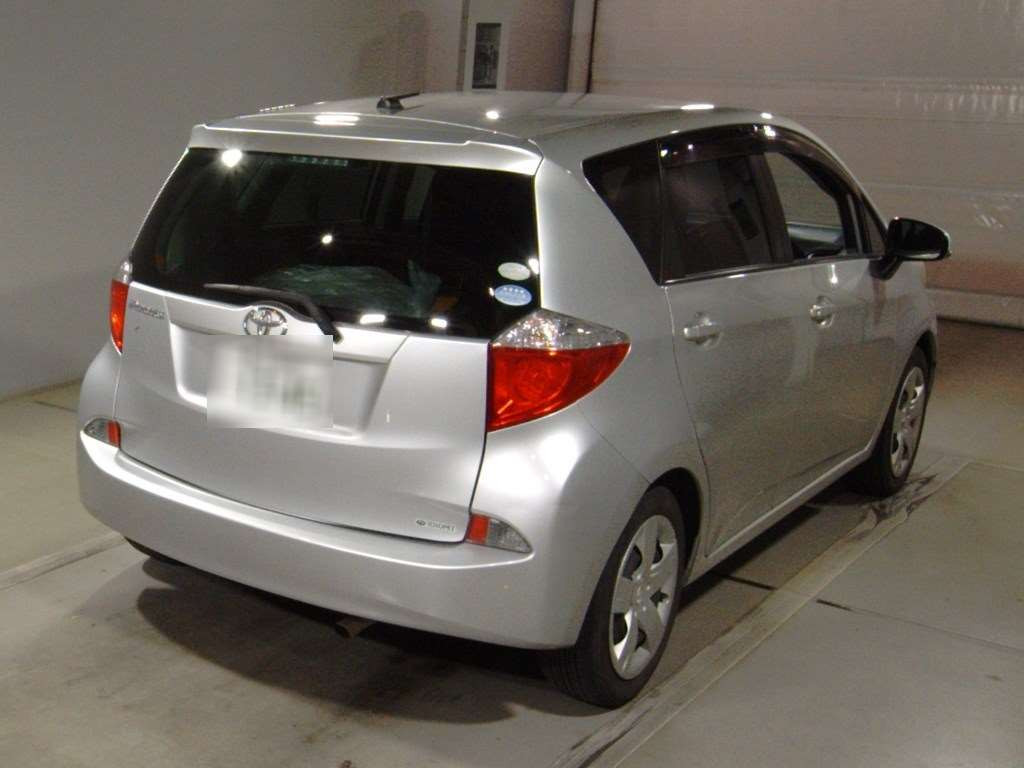 2012 Toyota Ractis NCP120[1]