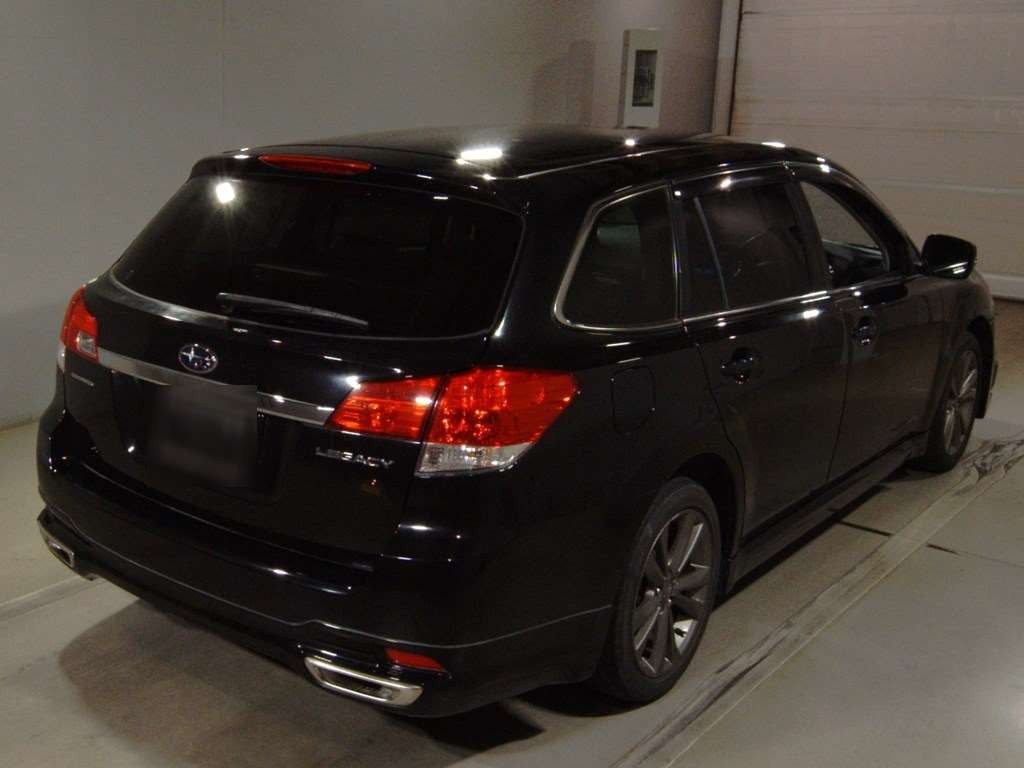 2013 Subaru Legacy Touring Wagon BRM[1]