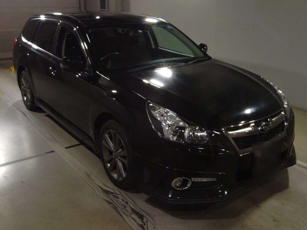 2013 Subaru Legacy Touring Wagon BRM[2]