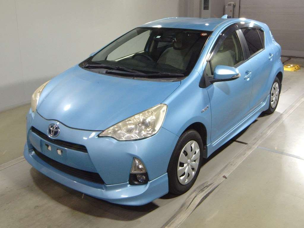 2012 Toyota Aqua NHP10[0]