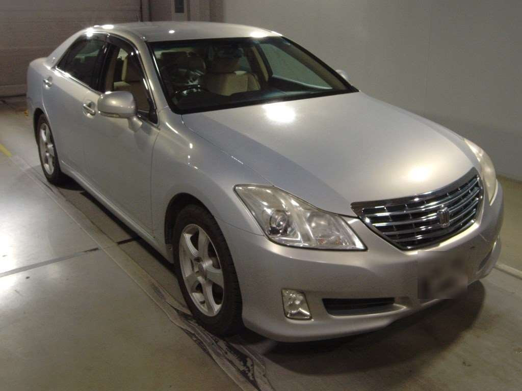 2008 Toyota Crown GRS200[2]